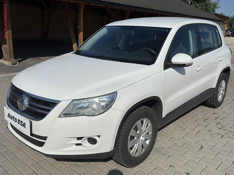 Volkswagen Tiguan (2010) 2.0TDi 4x4, Trend, TZ - fotka 3 z 16