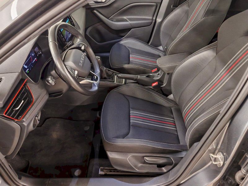 Škoda Scala (2025) 1.0 TSI 85 kW DSG Monte Carlo - fotka 21 z 29