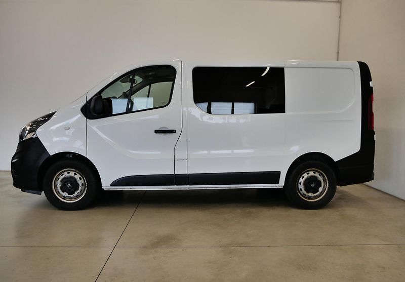 Opel Vivaro - fotka 3 z 24