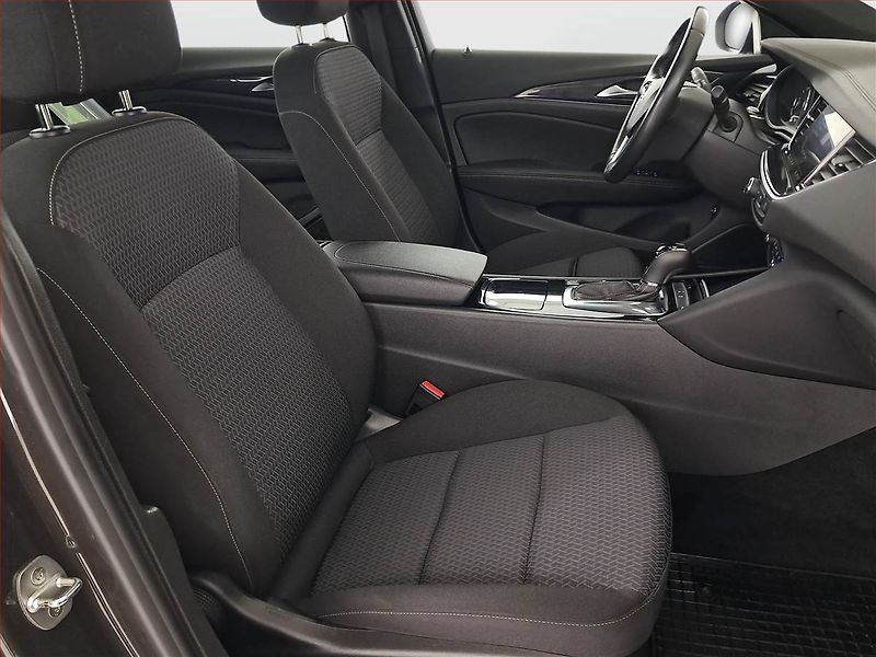 Opel Insignia (2021) 2.0 CDTI, Automat, Serv.kniha - fotka 9 z 20