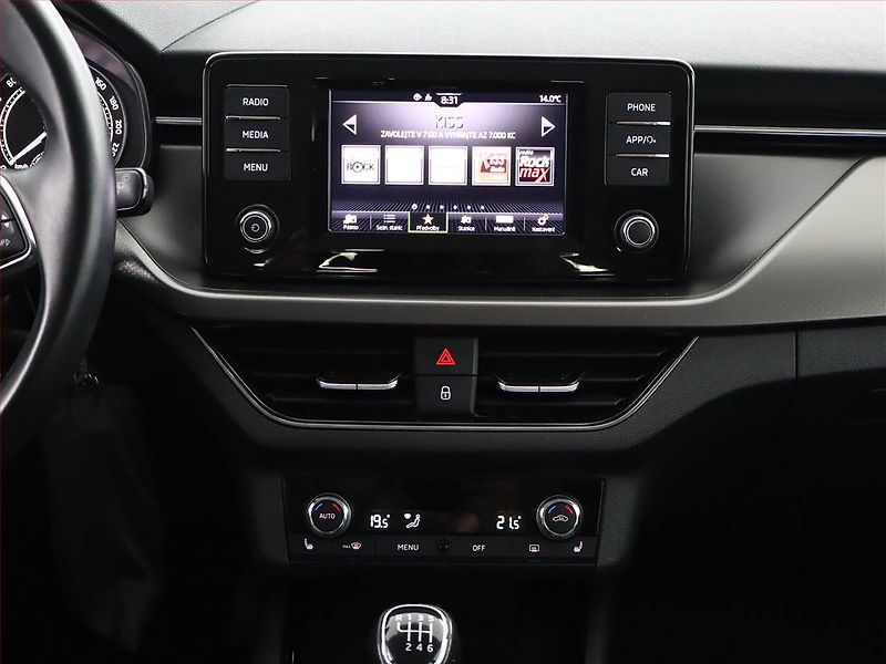 Škoda Scala (2021) Ambition 1.5 TSI, ČR,1.maj - fotka 10 z 17
