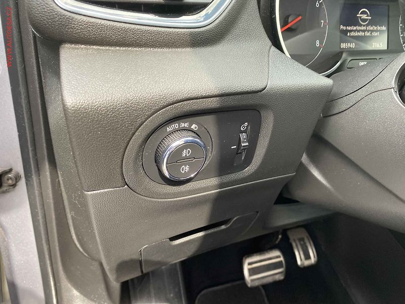 Opel Grandland X (2019) 1.2PT, Innovation, AT - fotka 15 z 18