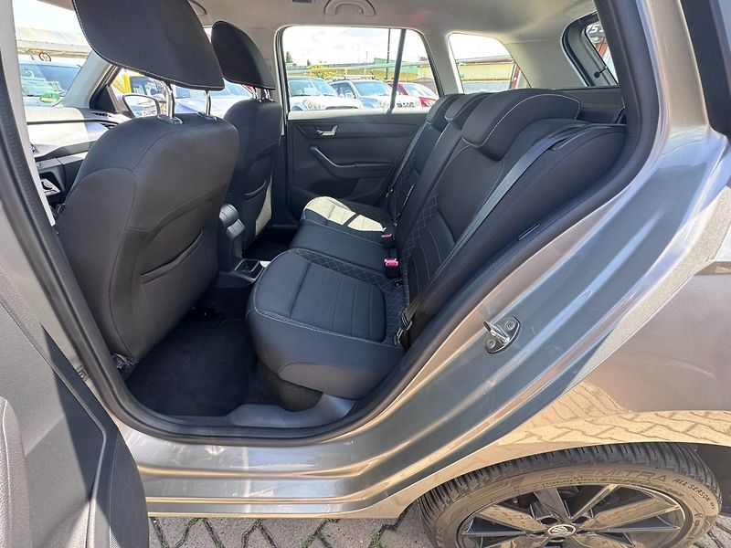 Škoda Fabia (2015) 1,2 TSI 81 KW 2. MAJ KILOMETRY - fotka 35 z 50