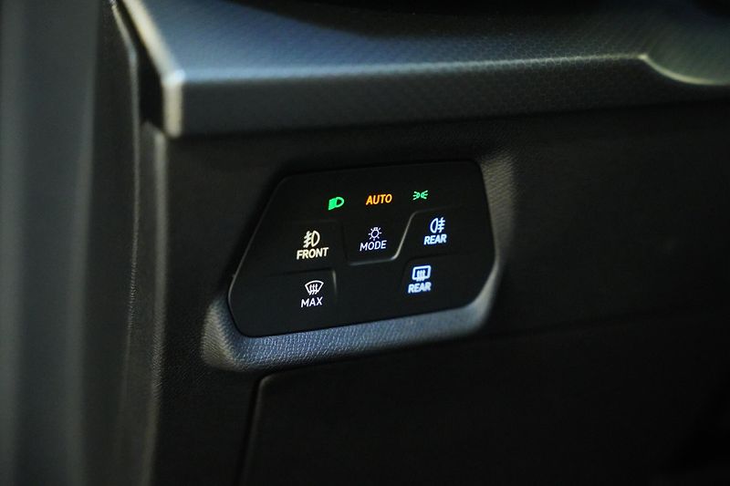 Seat Leon - fotka 13 z 29