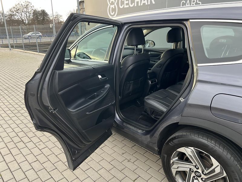 Hyundai Santa Fe (2021) 2.2CRDi*147KW*Smart*4x4*Aut - fotka 34 z 57