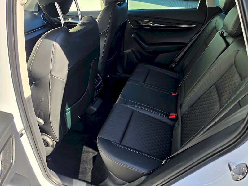 Škoda Karoq (2021) 2,0TDI 85KW STYLE - fotka 23 z 32