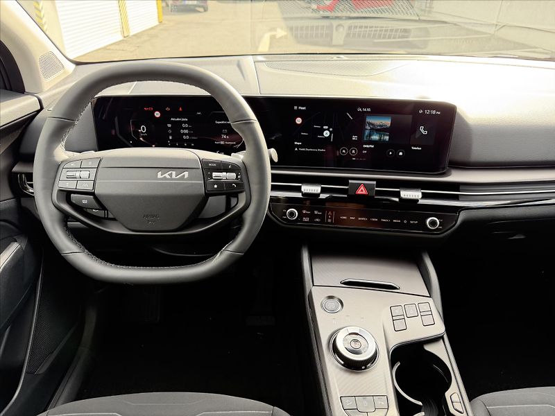 Kia Sportage 1,6 T-GDI 4X2 7DCT TOP - fotka 7 z 9