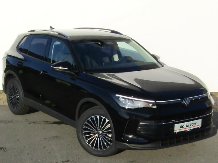Volkswagen Tiguan (2025) People 1,5 eTSI 110 kW mHEV - fotka 9 z 30