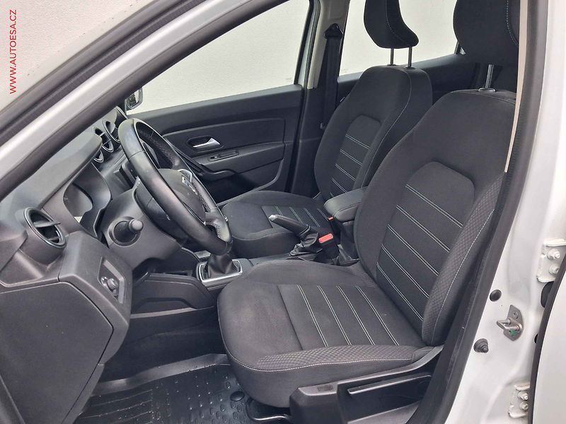 Dacia Duster (2022) 1.5DCi 4x4, 1.maj,ČR - fotka 9 z 17