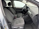 Volkswagen Touran (2024) 1.5 TSI 110kW DSG People - náhled 29