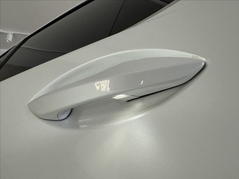 Lexus NX 300h 2,5   Hybrid Luxury LED Assist - fotka 45 z 47
