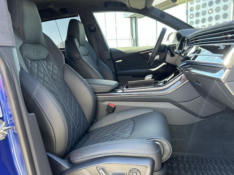 Audi SQ8 4.0 TDI V8 quattro B&O CERAMIC - fotka 30 z 41