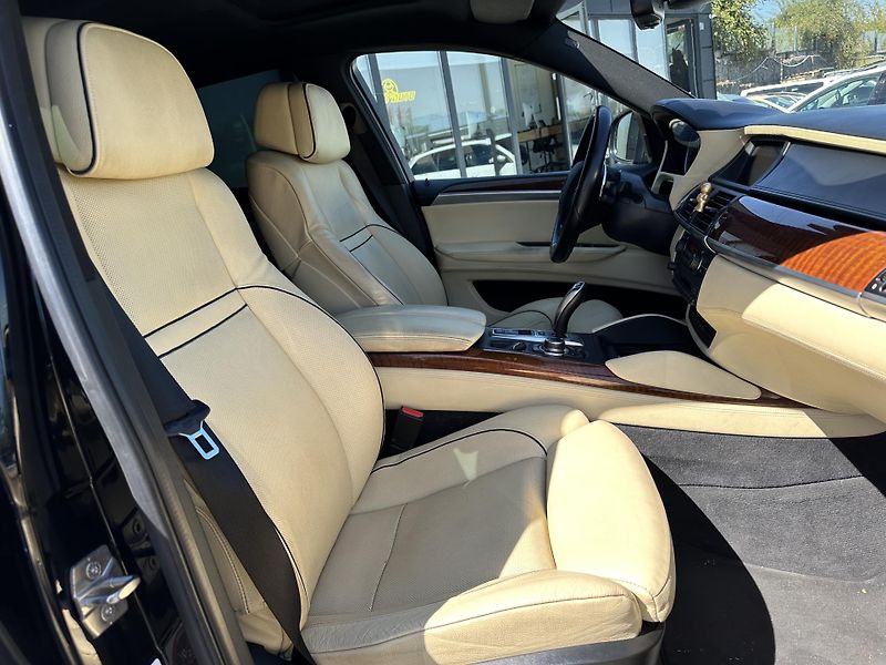 BMW X6 (2012) BMW X6 2012 - fotka 15 z 18