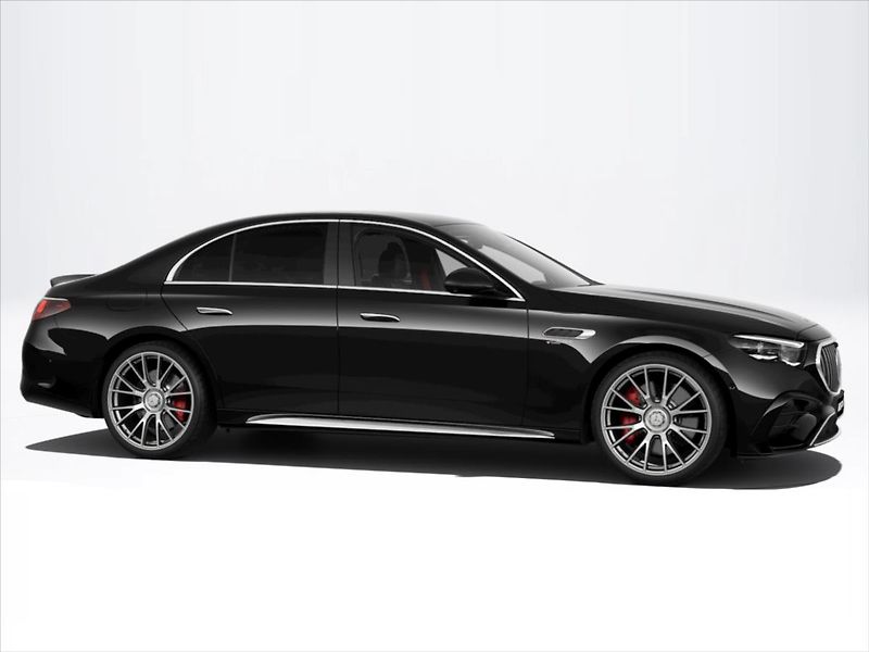 Mercedes-Benz Třídy E (2026) 3,0 Mercedes-AMG E 53 HYBRID 4 - fotka 3 z 9