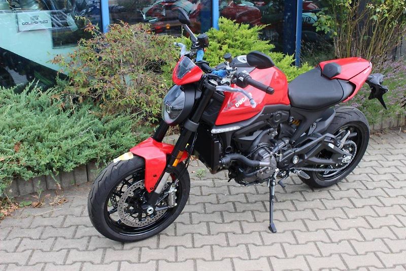 Ducati (2025) MONSTER 950 2025 RED - fotka 5 z 7