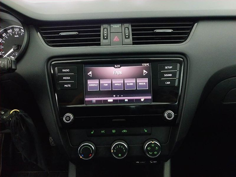 Škoda Octavia (2017) 1.0 TSI, Vyhř. sedaček - fotka 12 z 15