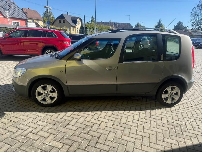 Škoda Roomster (2011) SCOUT 1,2 TSi SERVISKA - fotka 4 z 33