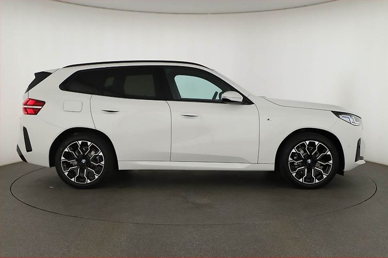 BMW X3 (2025) 20d xDrive - fotka 6 z 29