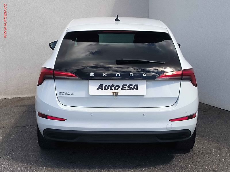 Škoda Scala (2022) 1.5 TSi, 1.maj,ČR, Style - fotka 5 z 23