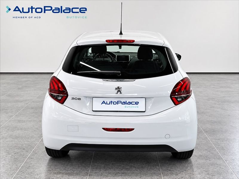 Peugeot 208 1,2 PURETECH 60 KW - fotka 6 z 12