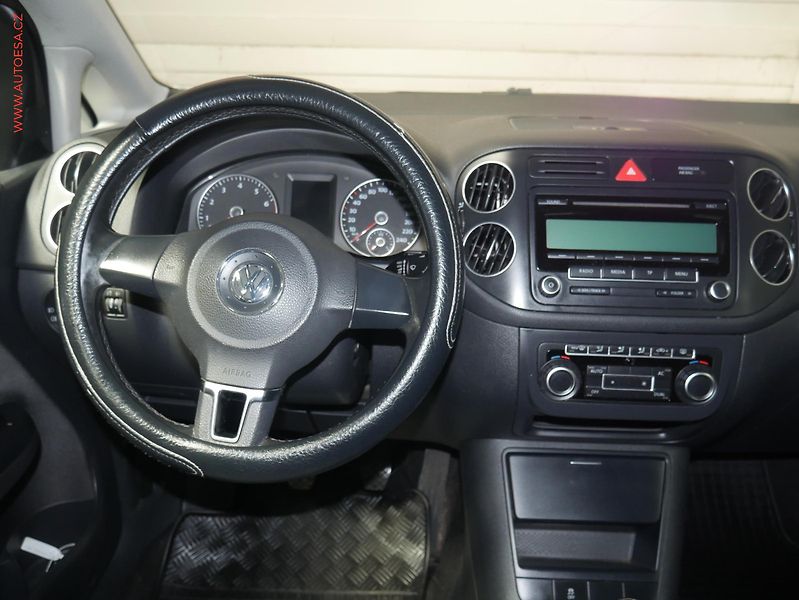 Volkswagen Golf Plus (2010) 1.2 TSi, ČR, AC, temp - fotka 13 z 18