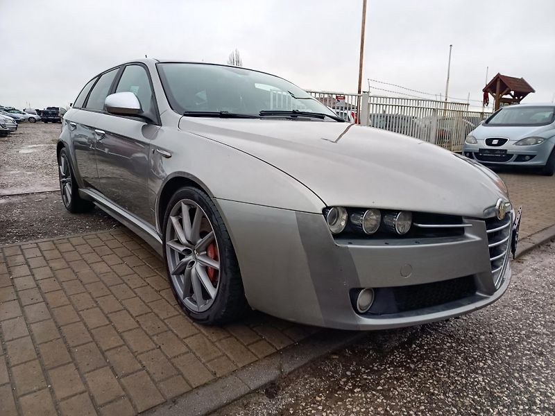 Alfa Romeo 159 (2010) 2.4 JTD 154KW! - fotka 14 z 62