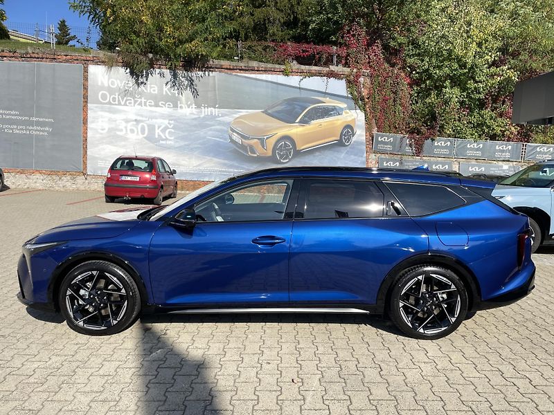 Kia K4 Sportswagon (2026) 1,6T-GDi 7DCT GT-LINE 110kW - fotka 6 z 22