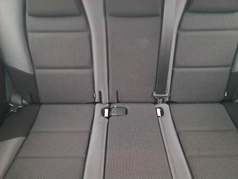 Peugeot 207 (2010) 1.4 VTi, po STK, zamluveno - fotka 10 z 17
