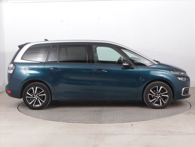 Citroën Grand C4 SpaceTourer (2021) 1.5 HDi, 7 míst, ČR,1.maj - fotka 6 z 20