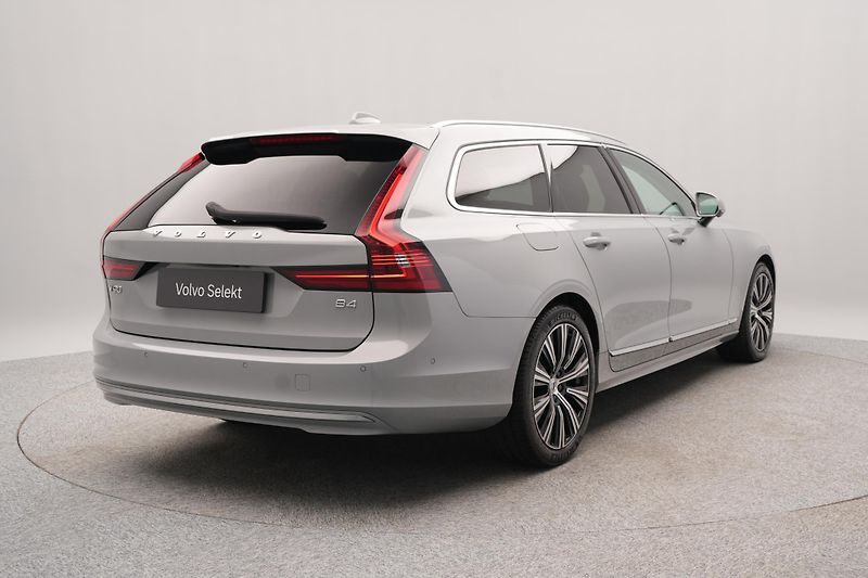 Volvo V90 B4 BRIGHT PLUS AUT - fotka 10 z 46