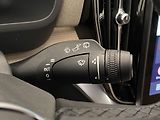 Volvo XC90 (2026) B5 AWD AUT DARK PLUS 7míst - náhled 32