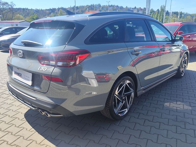 Hyundai i30 1.5 T-GDi/103kW N-Line DCT - fotka 5 z 33