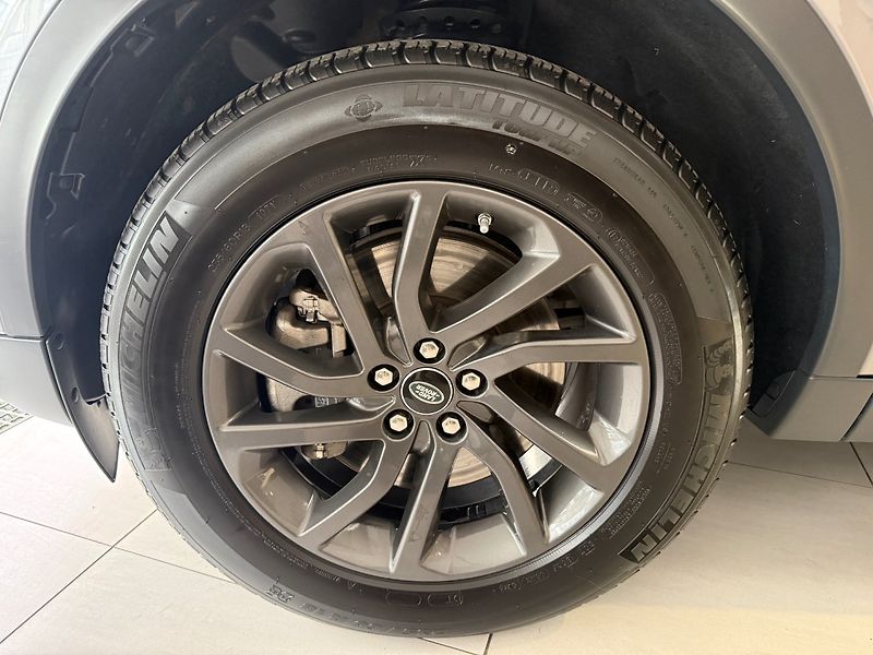 Land Rover Discovery Sport (2023) S D165 9AT AWD - fotka 27 z 28