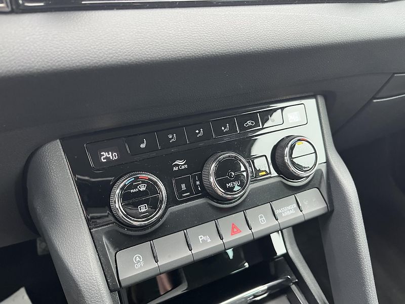Škoda Karoq 2.0TDI DSG BUSINESS - fotka 18 z 21
