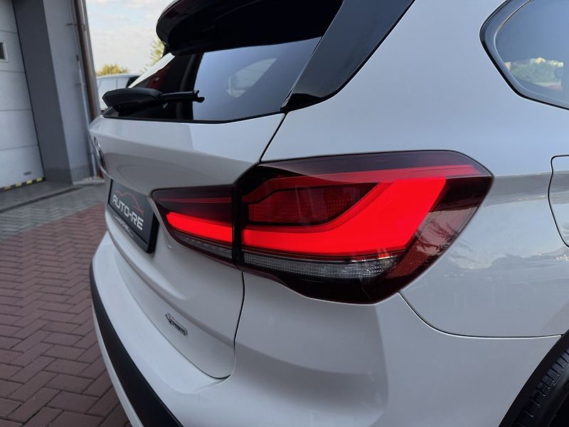 BMW X1 (2020) 2.0d Xdrive Navi 4x4 LED - fotka 42 z 50