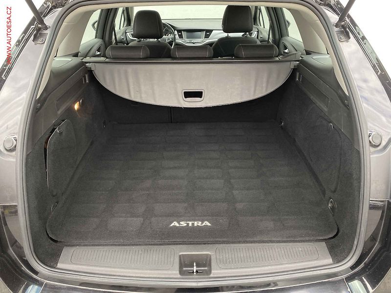 Opel Astra (2017) 1.4 T, Edition, TZ - fotka 7 z 17