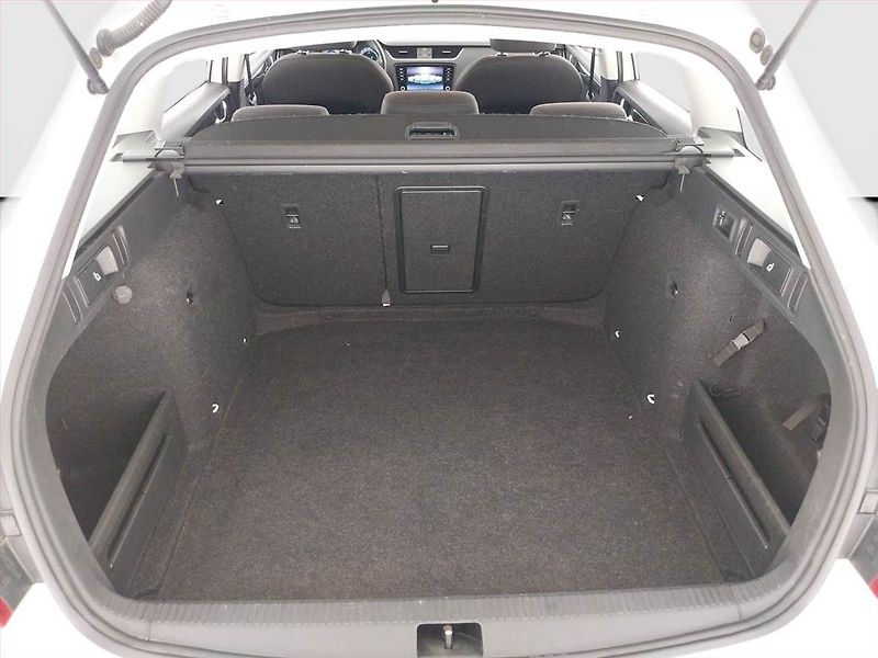 Škoda Octavia (2019) Style 2.0 TSI, 4X4, Automat - fotka 14 z 32
