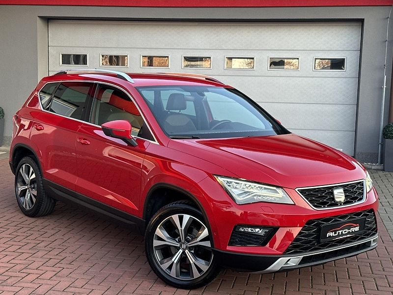 Seat Ateca (2019) 1.5TSi Full LED Navi Kamera - fotka 1 z 48