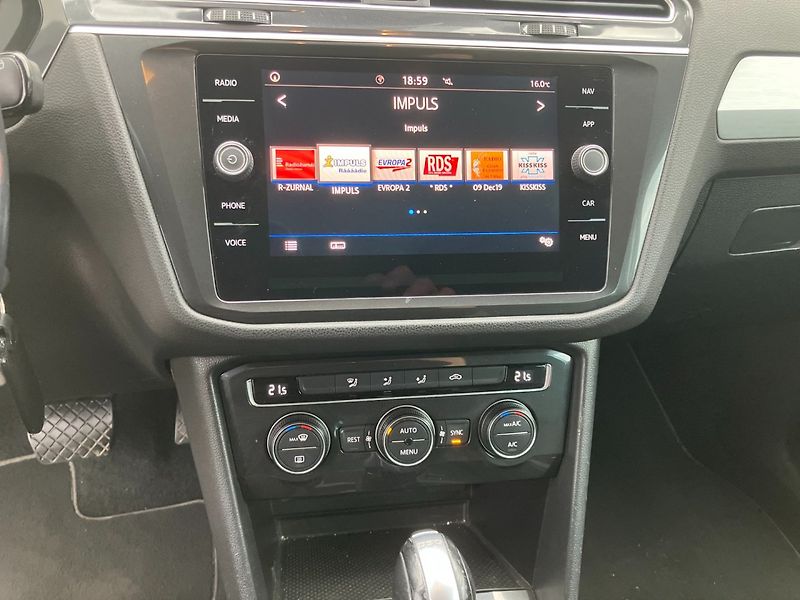 Volkswagen Tiguan (2017) 2.0TDI 110kW DSG NAVIGACE - fotka 23 z 27