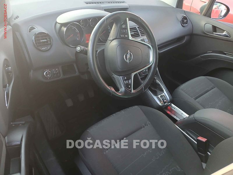 Opel Meriva (2012) 1.4T - fotka 3 z 3