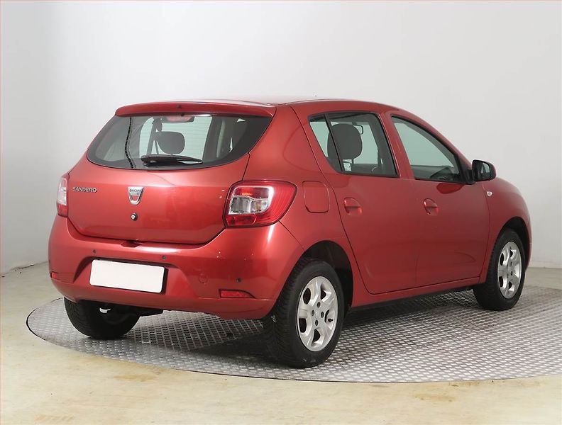 Dacia Sandero (2016) 1.2 16V, Park. senzory - fotka 4 z 14