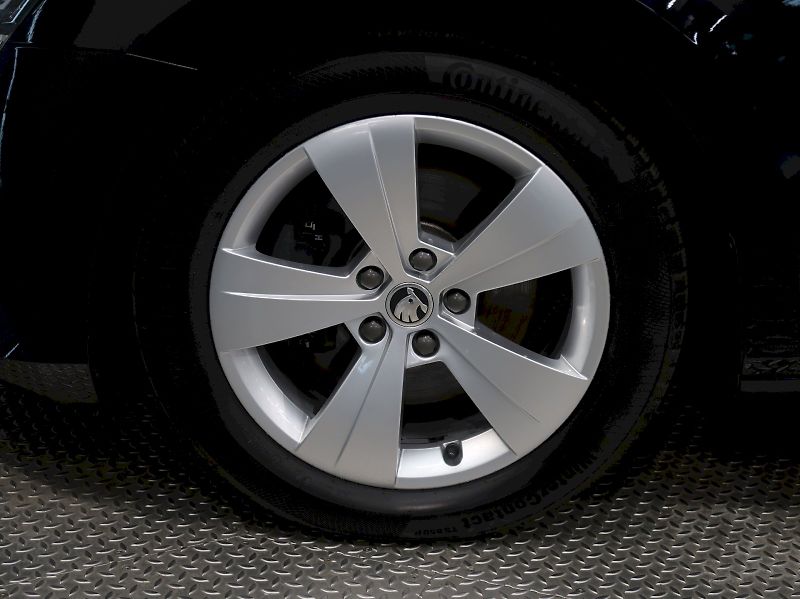 Škoda Superb (2019) STYLE 2.0TDI 110KW DSG TAŽNÉ N - fotka 12 z 43