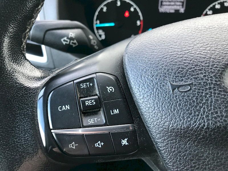 Ford Tourneo Custom (2018) - fotka 22 z 26