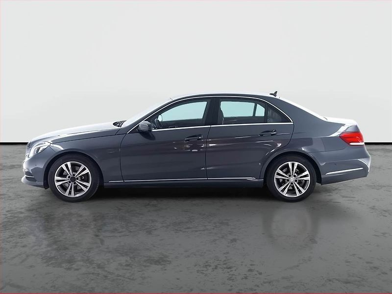 Mercedes-Benz Třídy E (2014) E 250, Automat, Kůže, Navi - fotka 3 z 20