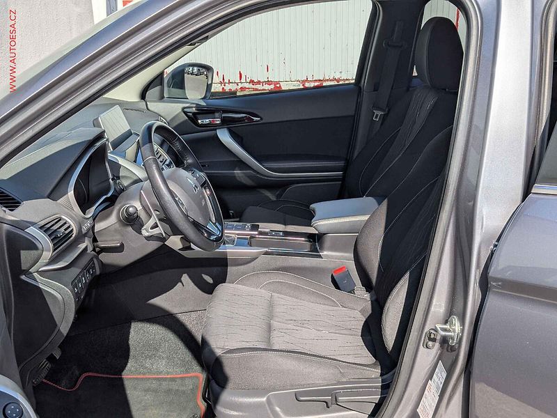Mitsubishi Eclipse Cross (2021) 1.5 T-MIVEC, 2.maj,ČR - fotka 9 z 19