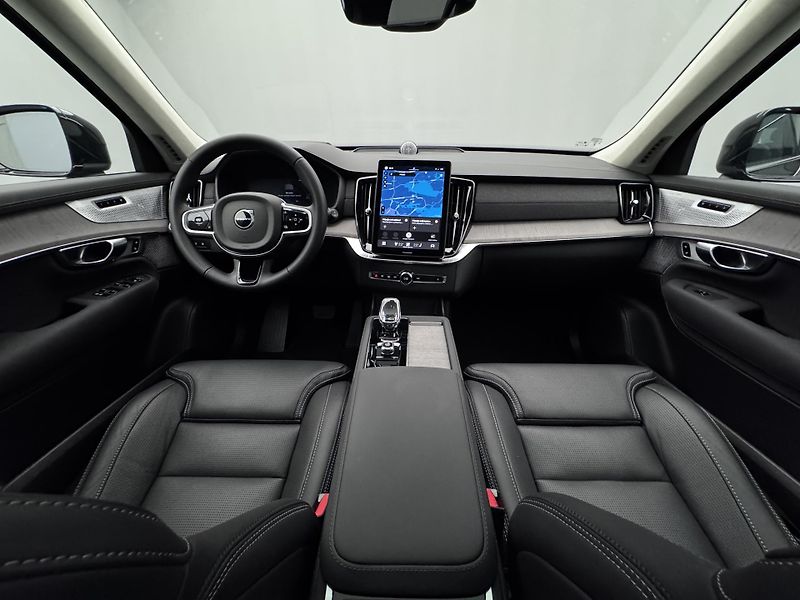 Volvo XC90 T8 AWD RECHARGE ULTRA CZ 1.maj - fotka 2 z 51