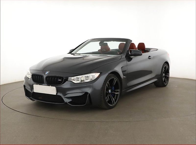 BMW M4 (2015) - fotka 2 z 20