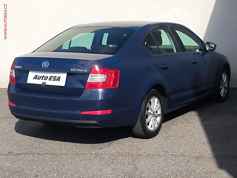 Škoda Octavia (2016) 1.6 TDi, ČR, AC, výhřev sed - fotka 4 z 18