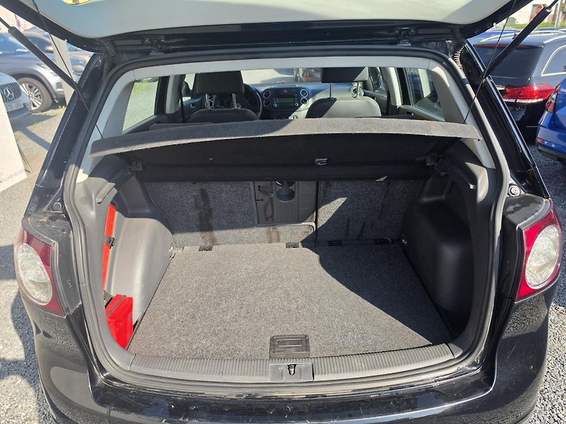 Volkswagen Golf Plus 1.4 i Vyhřev sedadel  - fotka 5 z 18