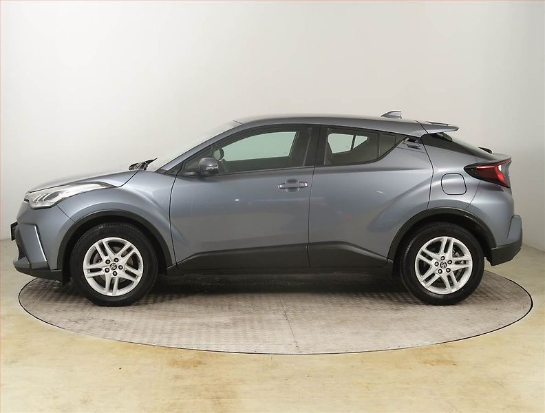 Toyota C-HR (2021) 1.2 Turbo, Serv.kniha - fotka 3 z 20